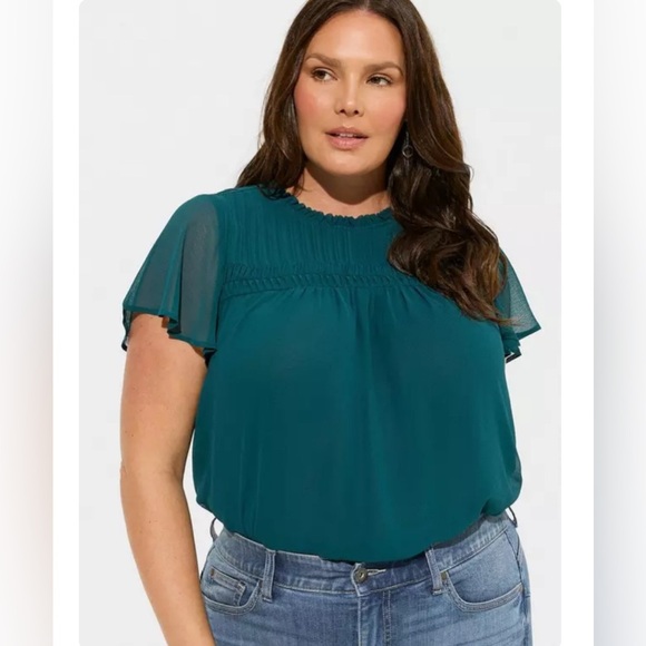 TORRID Chiffon Smocked Pintuck Flutter Short Sleeve Blouse in Deep Teal Size 3 - Picture 1 of 10